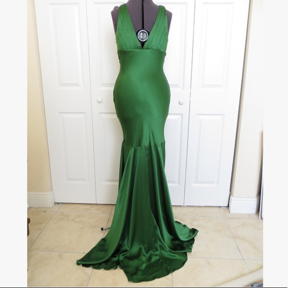 ❌SOLD❌ NWT Size M Dina Bar-el Green Silk Gown - Picture 2 of 2
